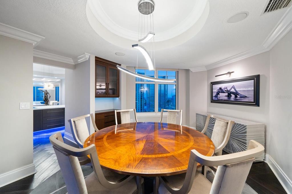 100 Beach Drive NE Unit 1900, St Petersburg, Florida, 33701, United States, 4 Bedrooms Bedrooms, ,6 BathroomsBathrooms,Residential,For Sale,100 Beach Drive NE Unit 1900,1618672
