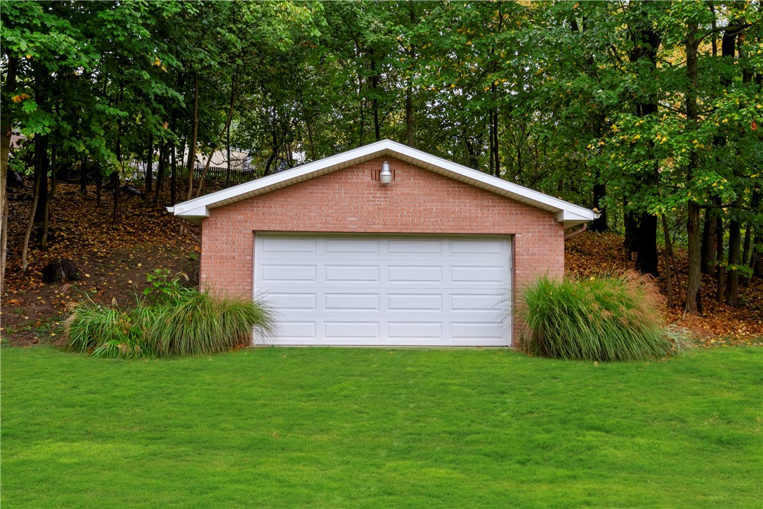 North Strabane, Pennsylvania, 15317, United States, 3 Bedrooms Bedrooms, ,3 BathroomsBathrooms,Residential,For Sale,1882986