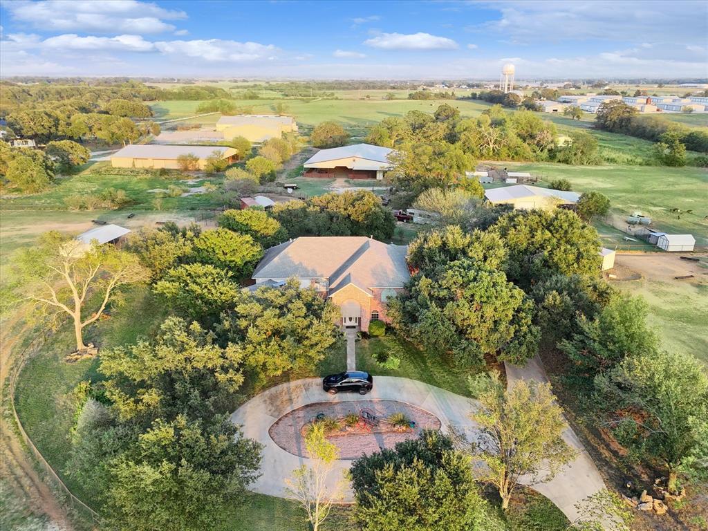 Pilot Point, Texas, 76258, United States, 4 Bedrooms Bedrooms, ,4 BathroomsBathrooms,Residential,For Sale,1974157