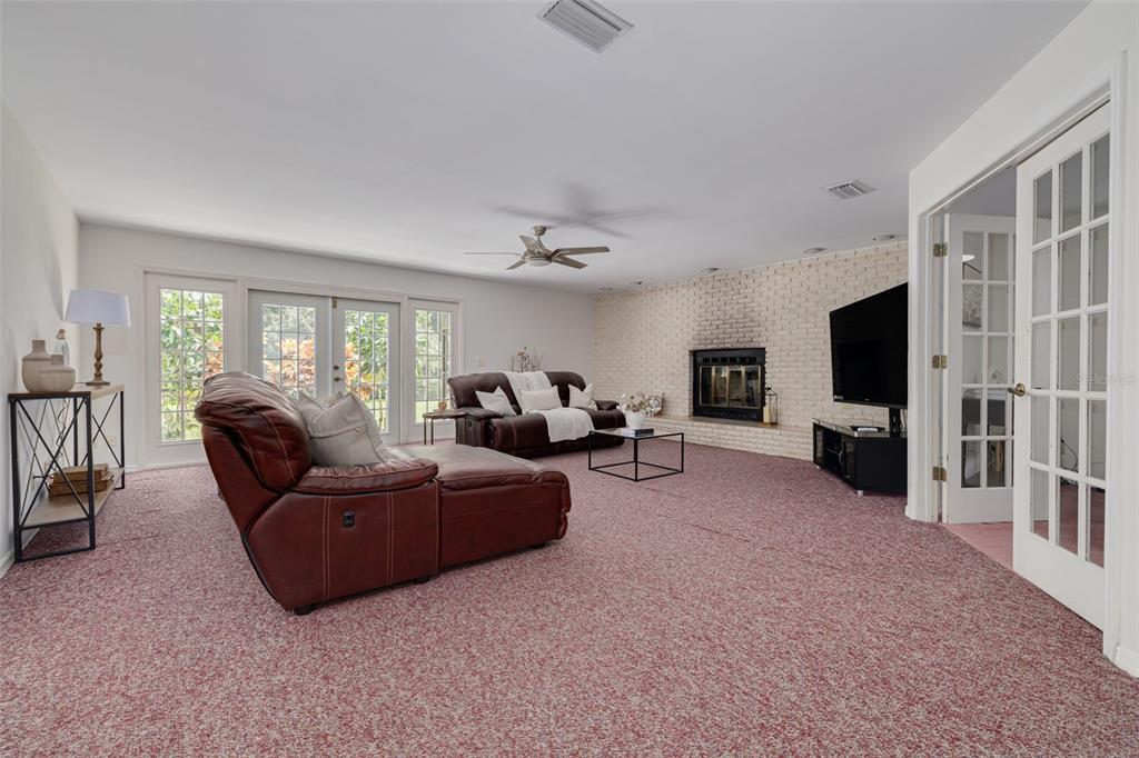 Tampa, Florida, 33626, United States, 5 Bedrooms Bedrooms, ,3 BathroomsBathrooms,Residential,For Sale,1941740