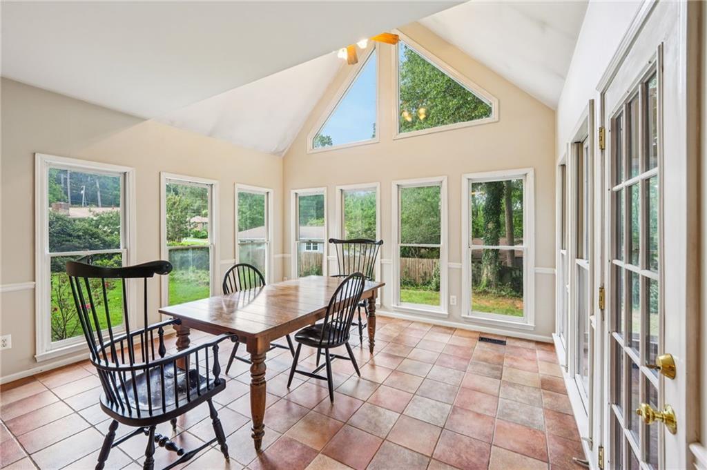 Kennesaw, Georgia, 30144, United States, 5 Bedrooms Bedrooms, ,3 BathroomsBathrooms,Residential,For Sale,1942982