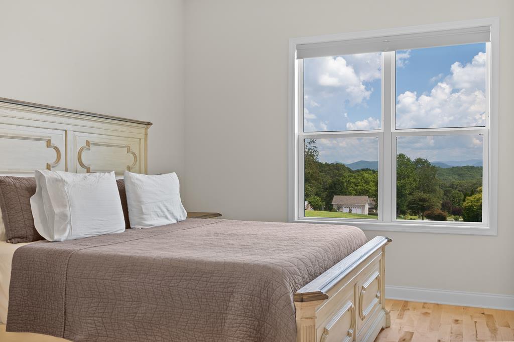 Blairsville, Georgia, 30512, United States, 3 Bedrooms Bedrooms, ,3 BathroomsBathrooms,Residential,For Sale,1846972