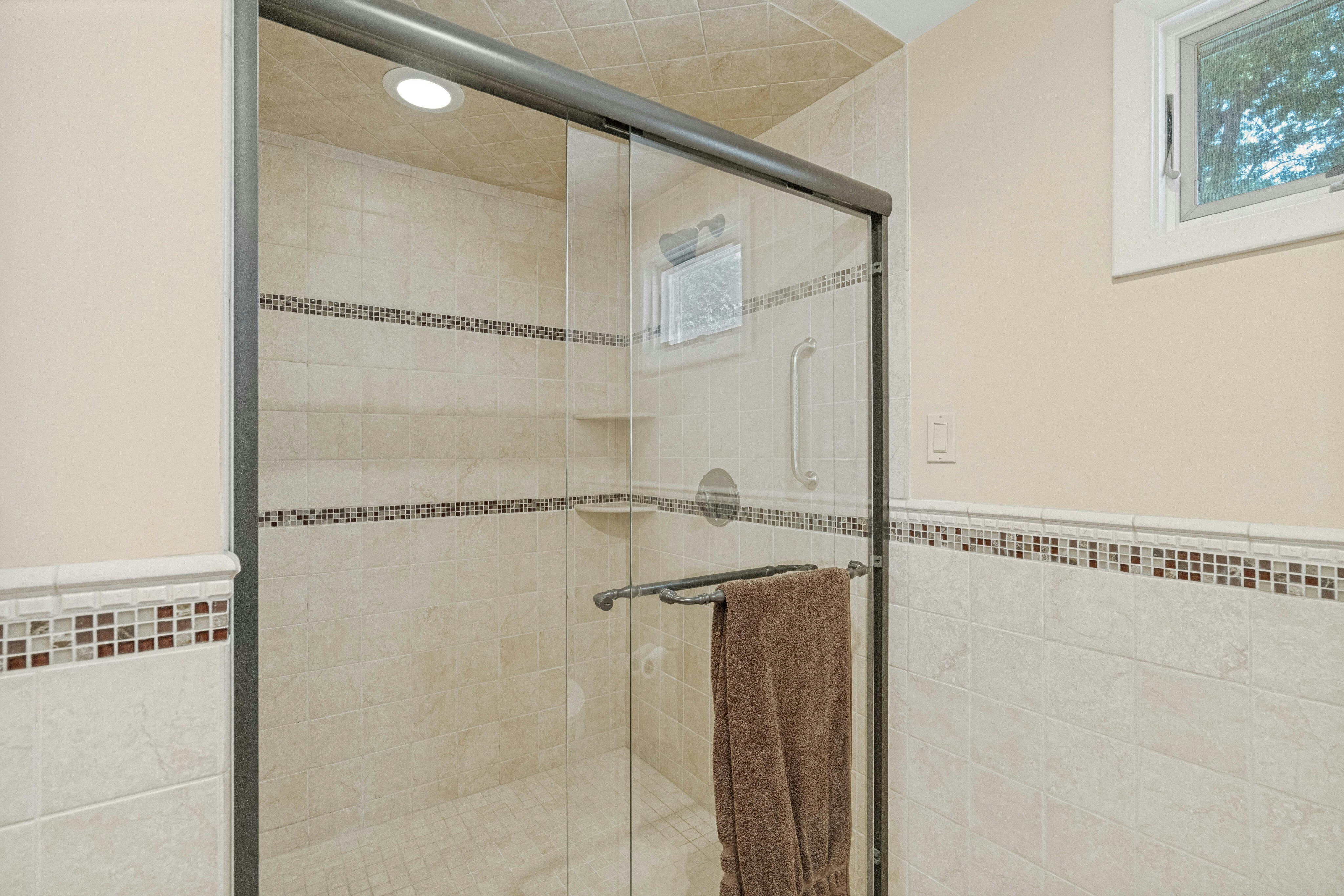  805 Washburn Street, Teaneck, NJ 07666 - 物件實景