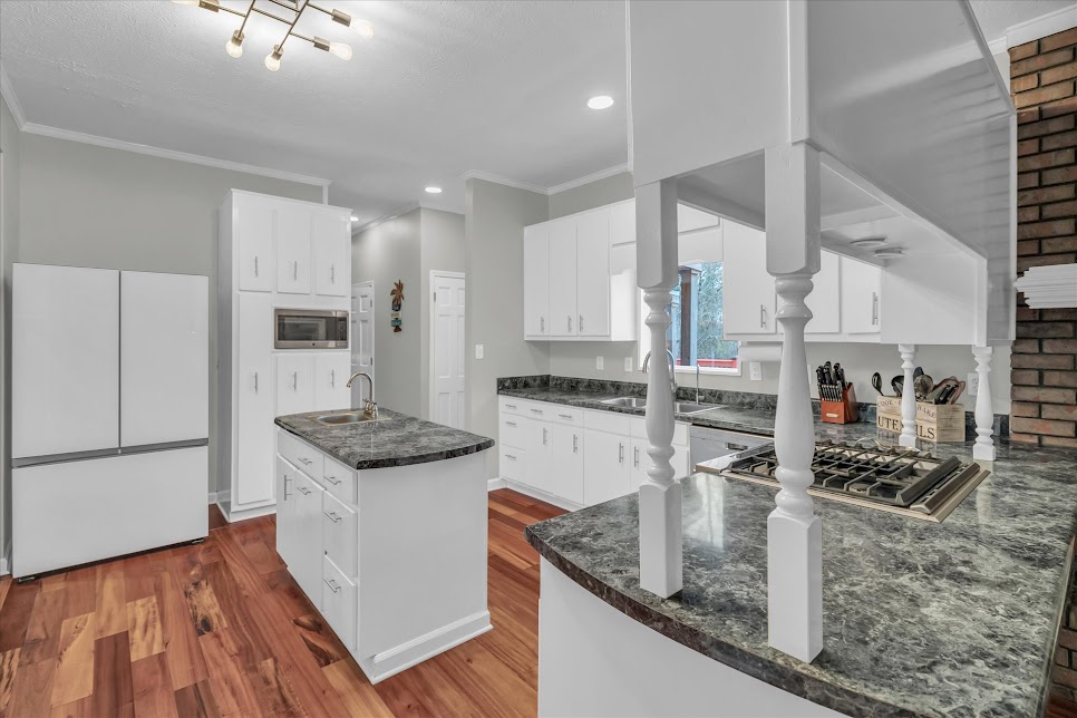 Carrollton, Georgia, 30116, United States, 4 Bedrooms Bedrooms, ,3 BathroomsBathrooms,Residential,For Sale,1981522