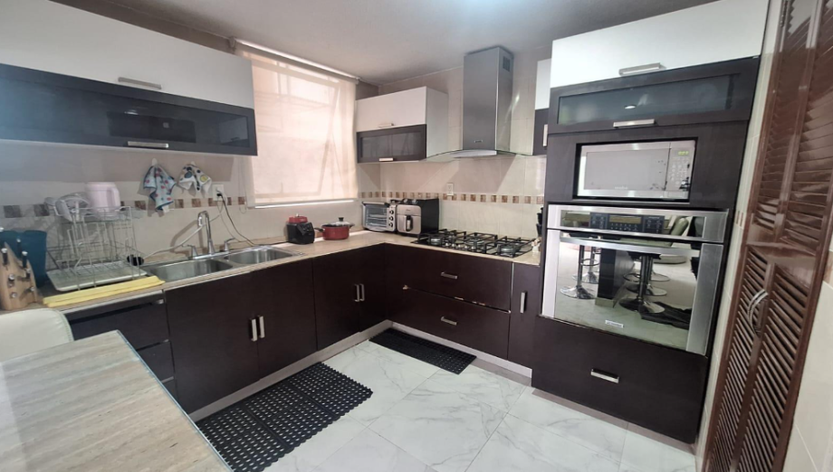 Álvaro Obregón, Ciudad de México, 01620, Mexico, 3 Bedrooms Bedrooms, ,2 BathroomsBathrooms,Residential,For Sale,1847809