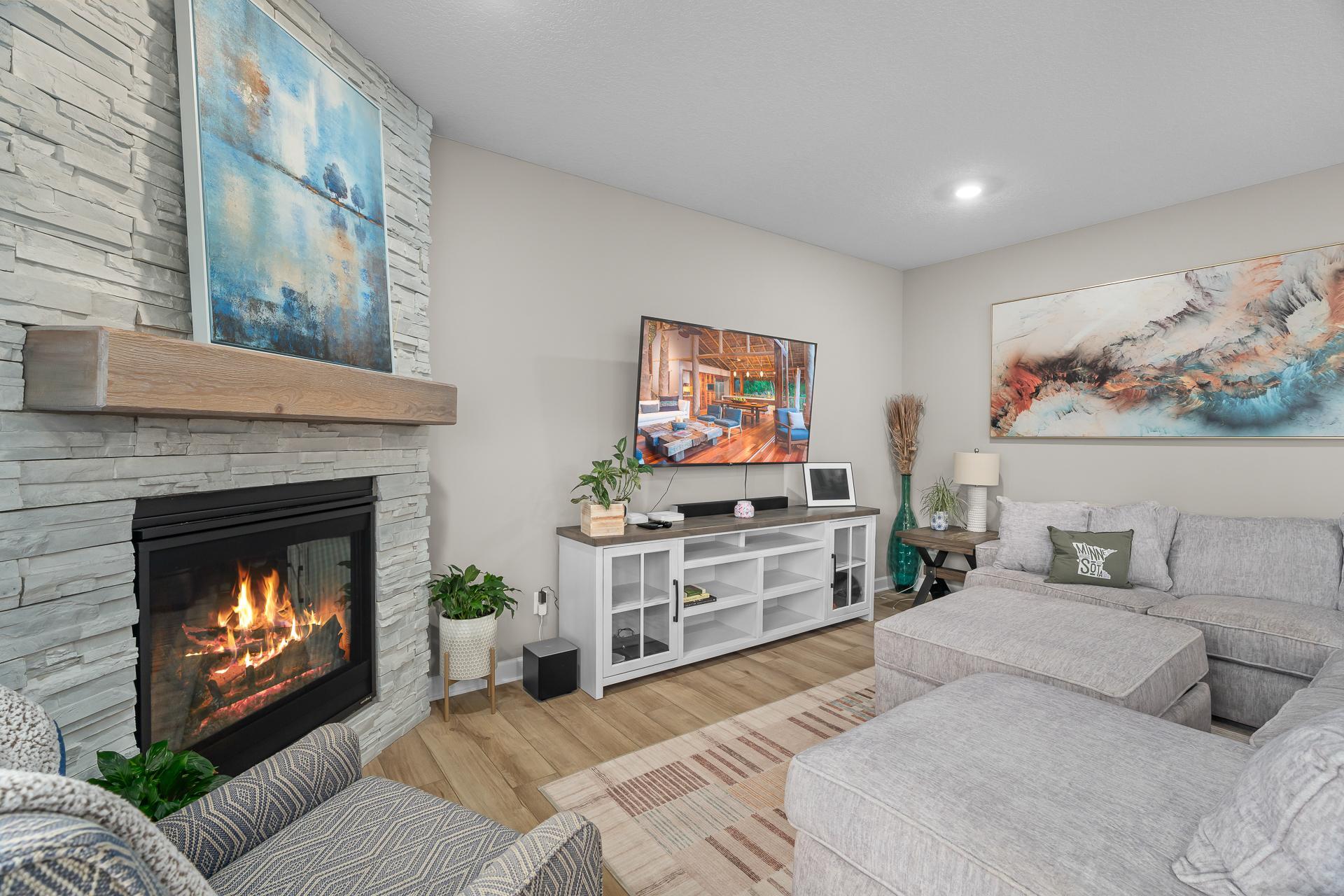 Lino Lakes, Minnesota, 55038, United States, 4 Bedrooms Bedrooms, ,3 BathroomsBathrooms,Residential,For Sale,1995809