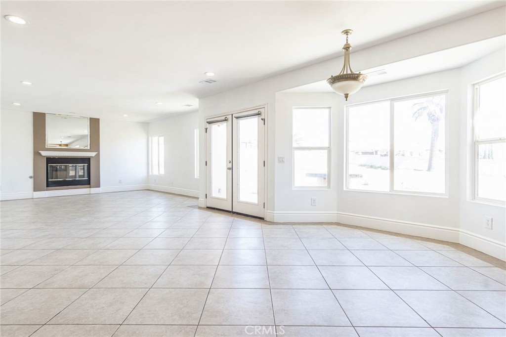 Apple Valley, California, 92307, United States, 6 Bedrooms Bedrooms, ,7 BathroomsBathrooms,Residential,For Sale,2022509