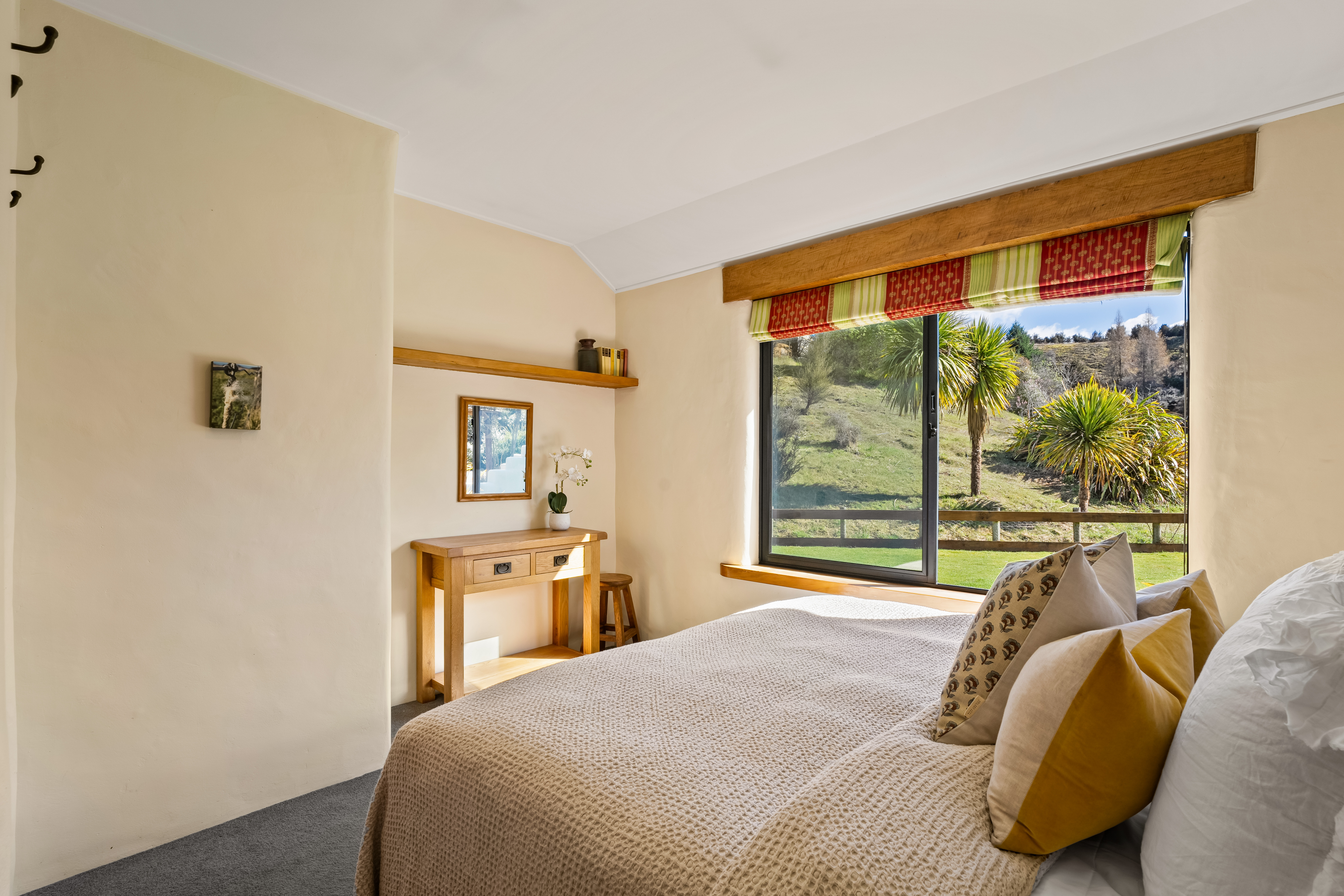  Secluded Riverside Setting - 物件實景