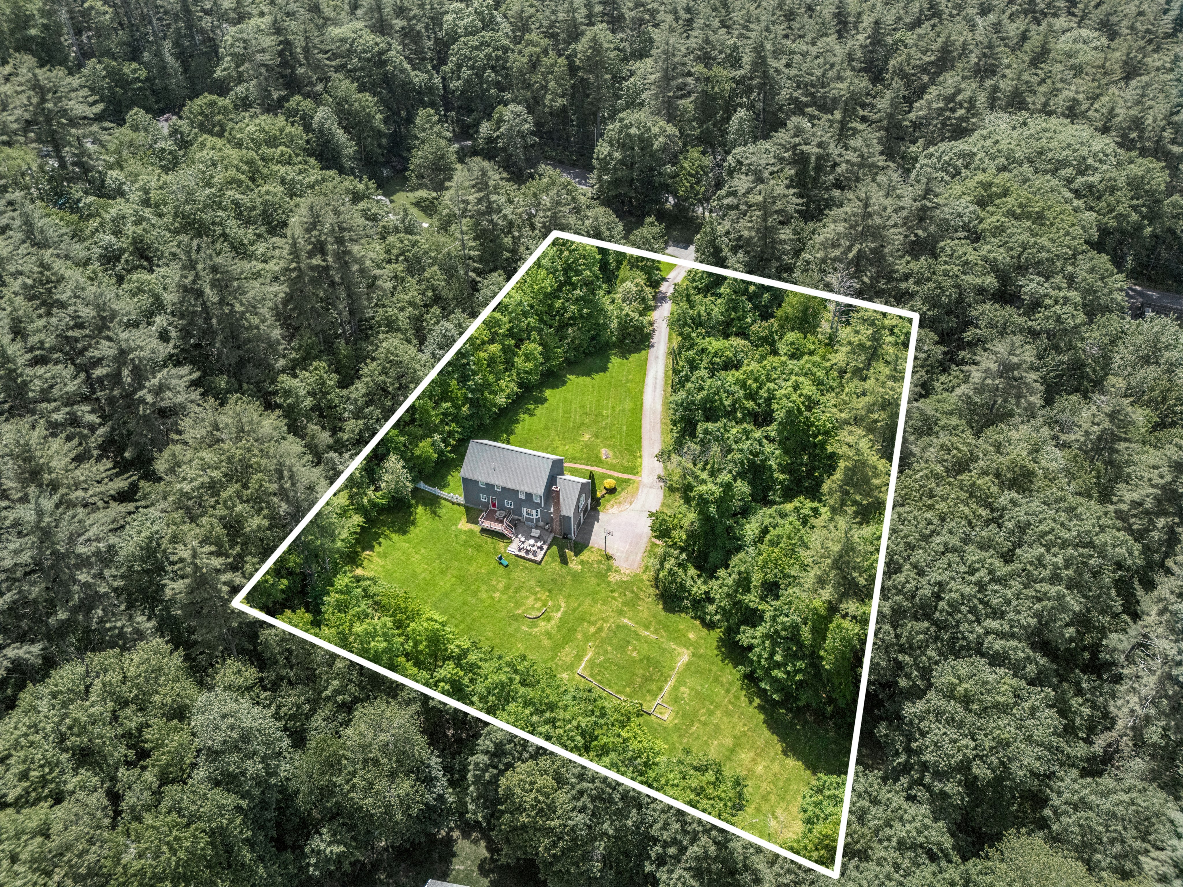  28 Whitman Street, Stow, MA 01775 - 物件實景