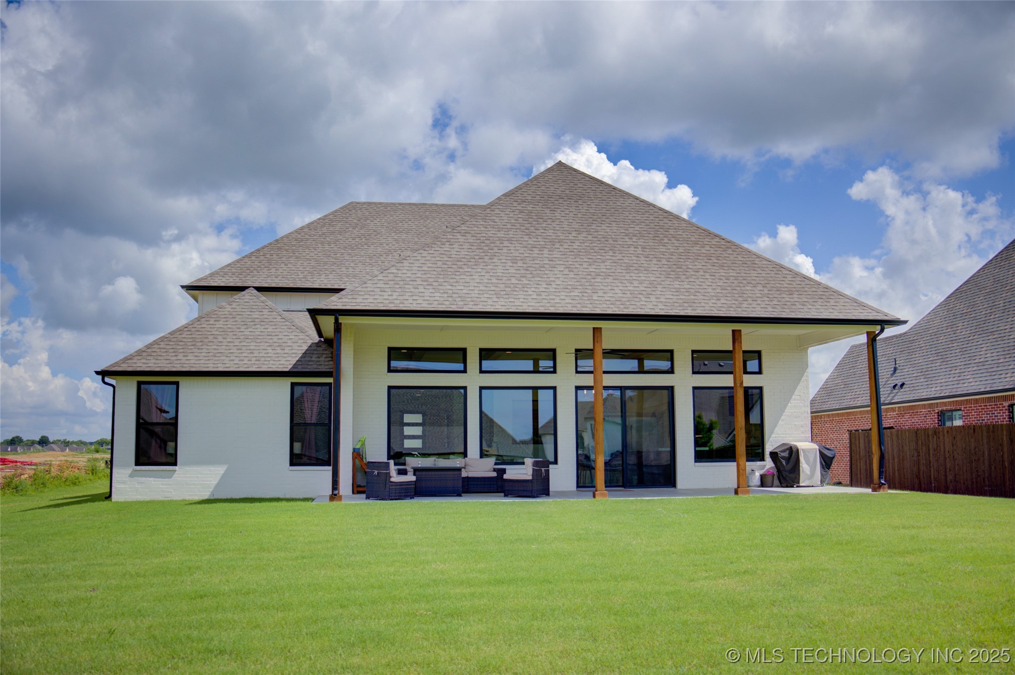 Bixby, Oklahoma, 74008, United States, 4 Bedrooms Bedrooms, ,3 BathroomsBathrooms,Residential,For Sale,1940434