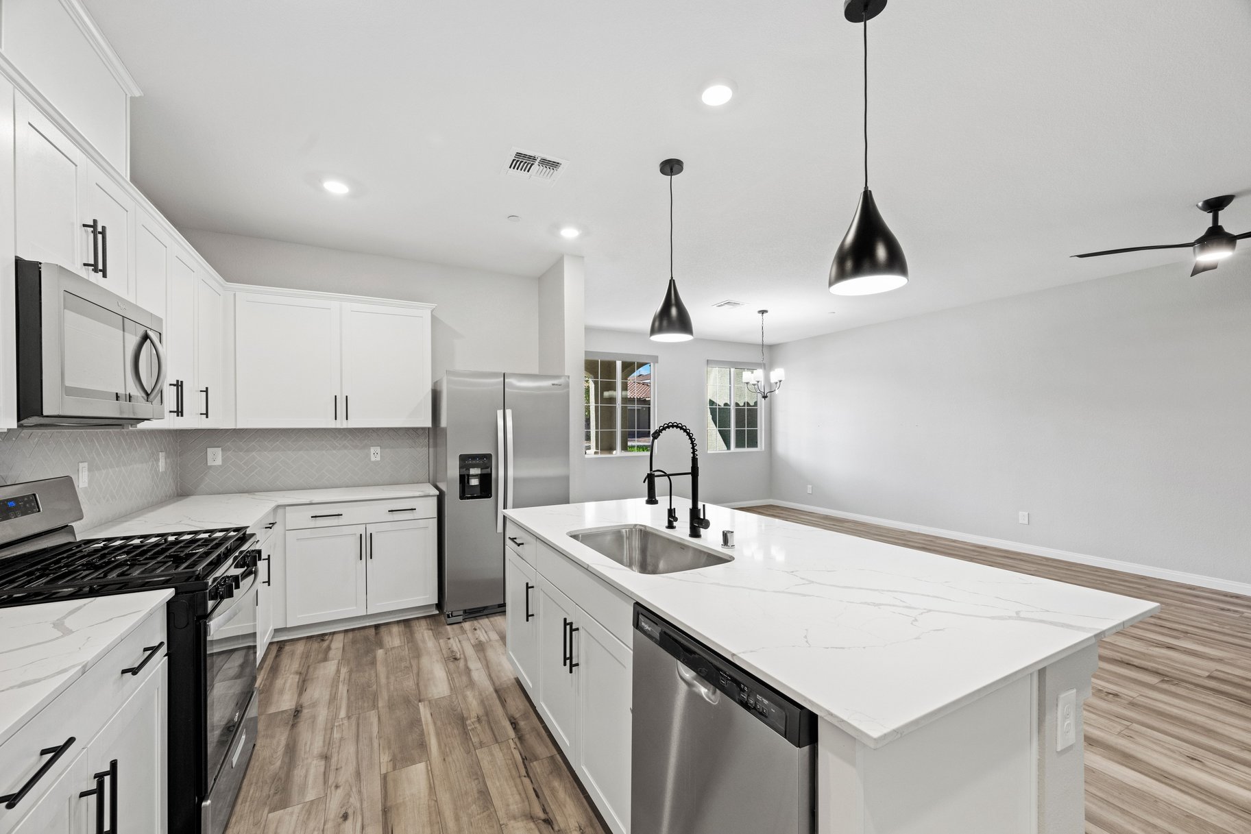  Modern Townhome Living in the Heart of Inspirada - 物件實景