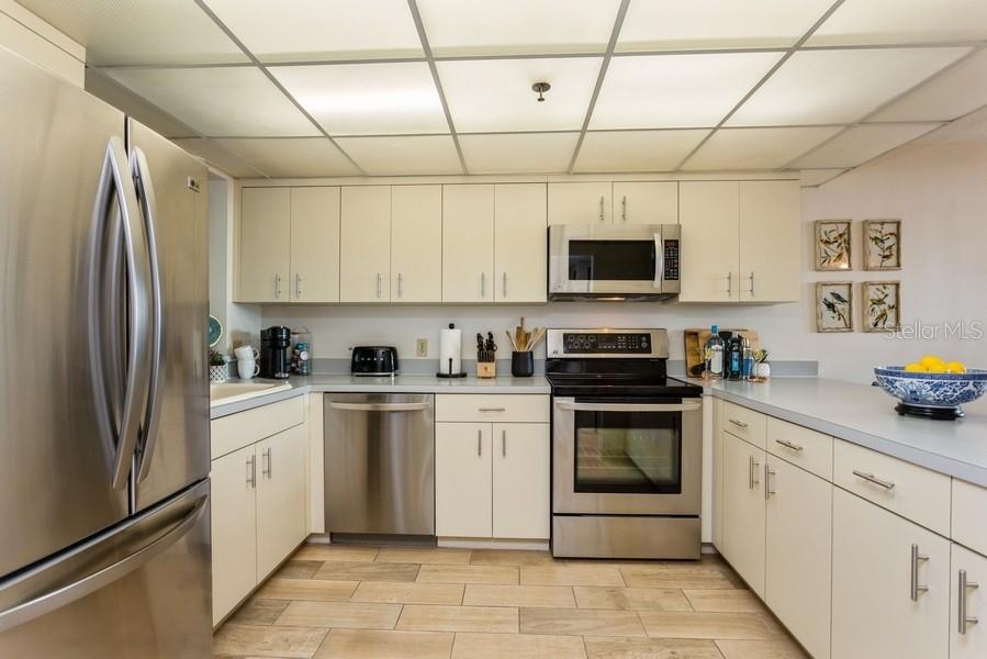 Redington Shores, Florida, 33708, United States, 2 Bedrooms Bedrooms, ,2 BathroomsBathrooms,Residential,For Sale,1838596