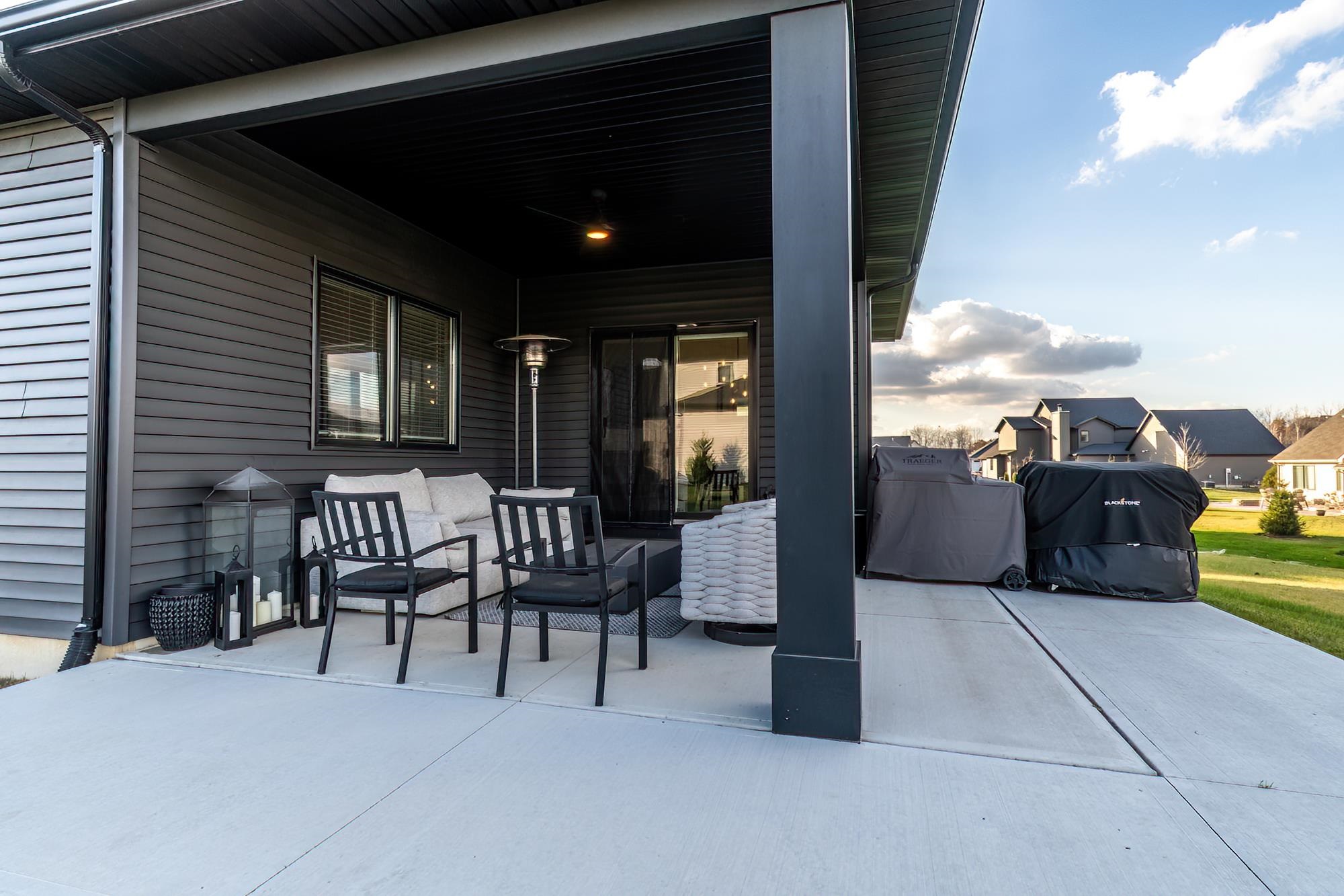 Fort Wayne, Indiana, 46845, United States, 4 Bedrooms Bedrooms, ,4 BathroomsBathrooms,Residential,For Sale,1988190