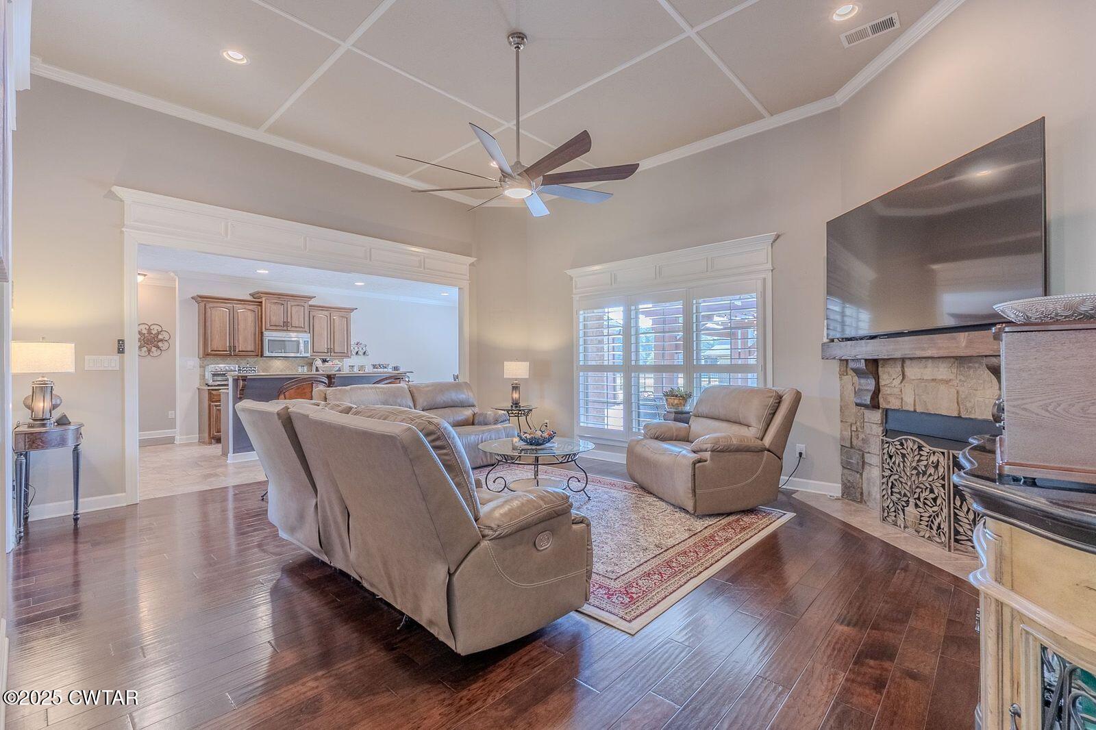 Brownsville, Tennessee, 38012, United States, 4 Bedrooms Bedrooms, ,3 BathroomsBathrooms,Residential,For Sale,1936332