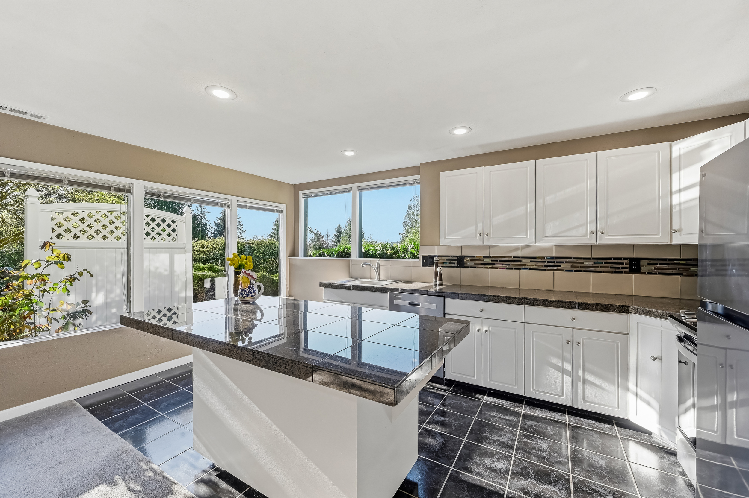  15419 62nd Ave NE, Kenmore, WA 98028 - 物件實景