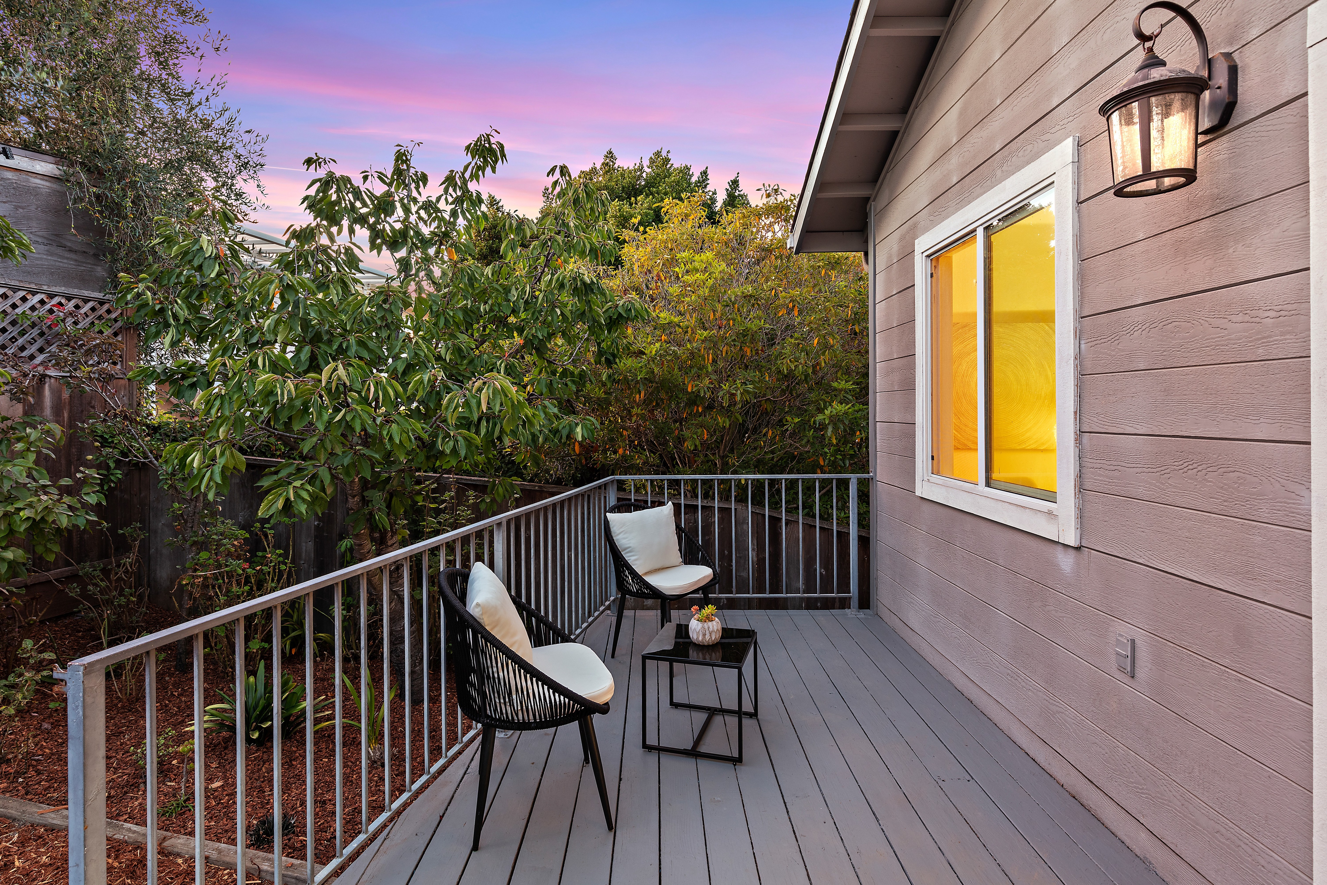  A Distinguished Albany Hills Home with Berkeley Hills Views - 物件實景