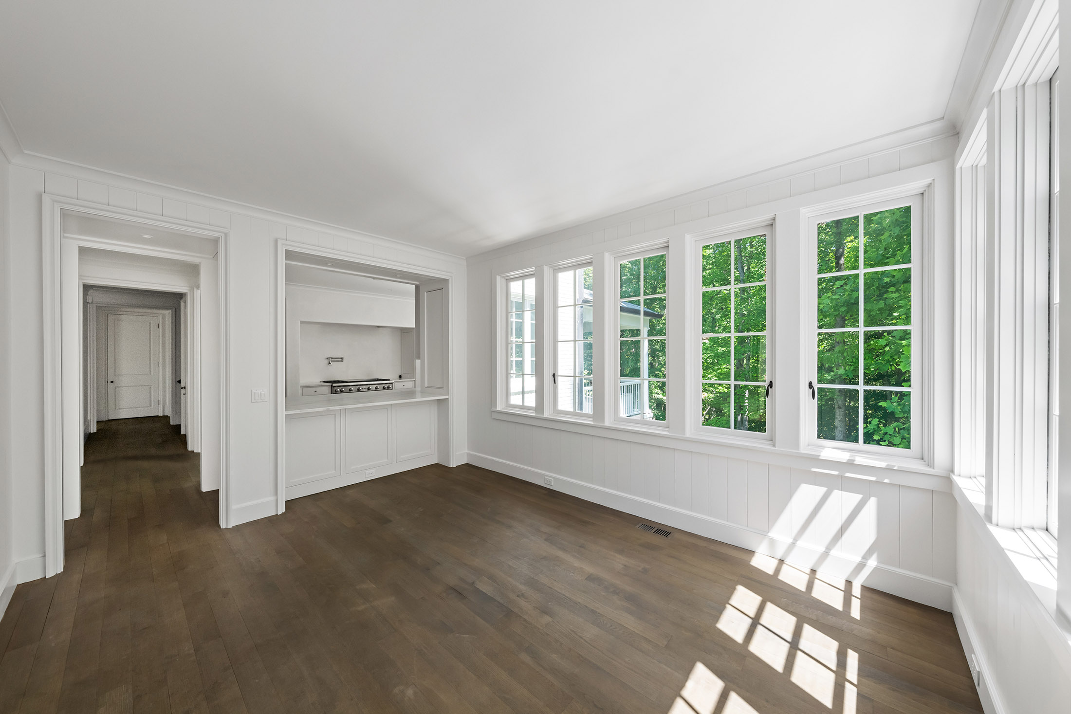  Timeless Architecture and Modern Livability Converge in Tuxedo Park Home - 物件實景