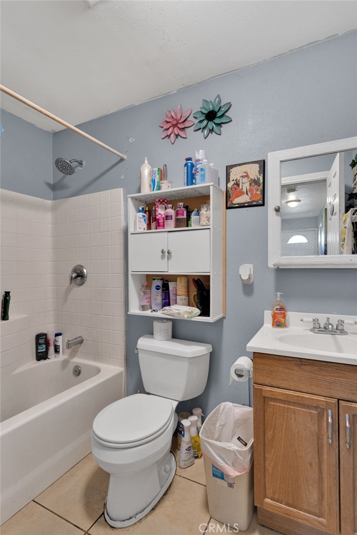 Redlands, California, 92374, United States, 5 Bedrooms Bedrooms, ,3 BathroomsBathrooms,Residential,For Sale,1987347