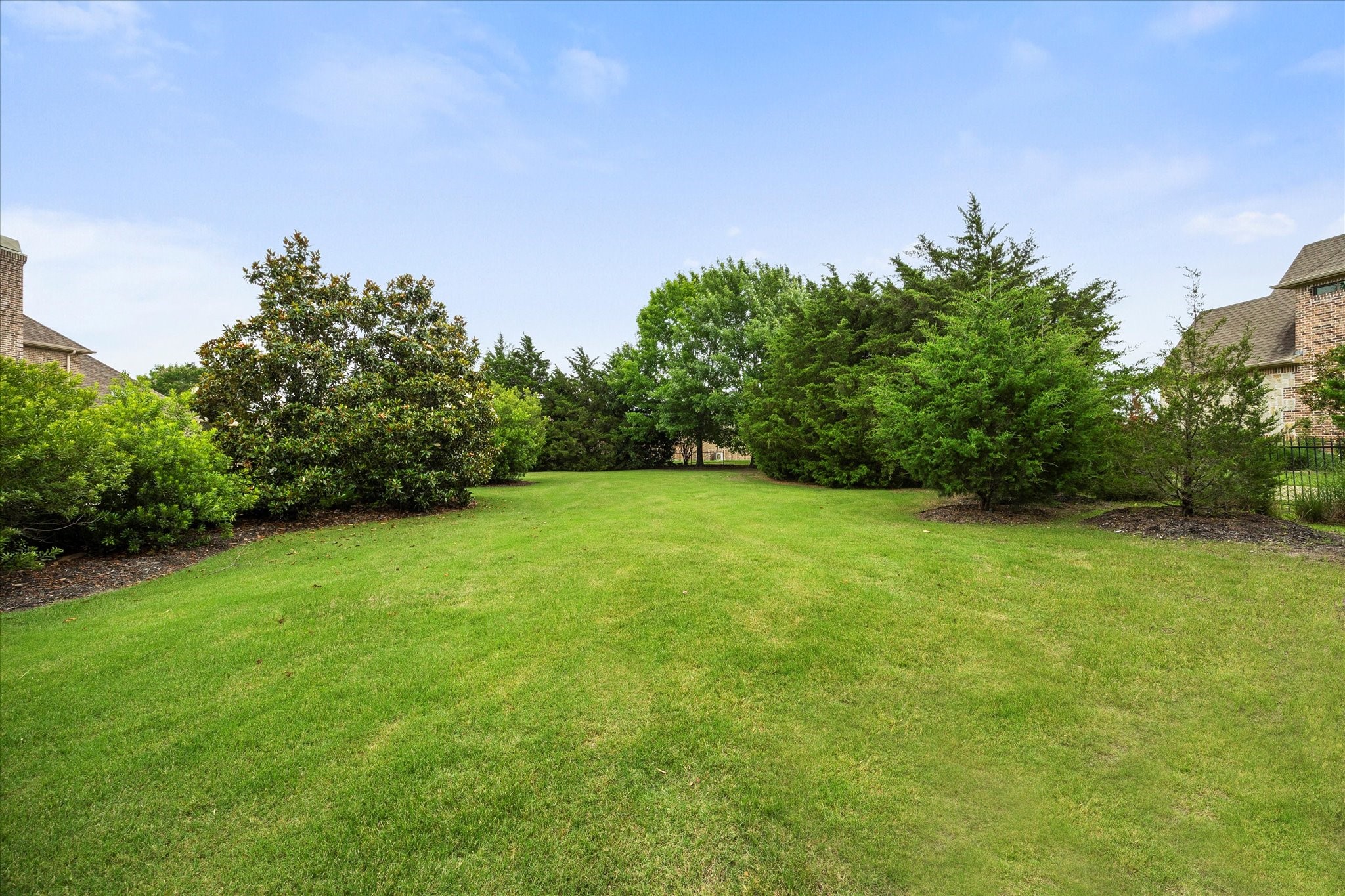 Heath, Texas, 75032, United States, 4 Bedrooms Bedrooms, ,4 BathroomsBathrooms,Residential,For Sale,1991867