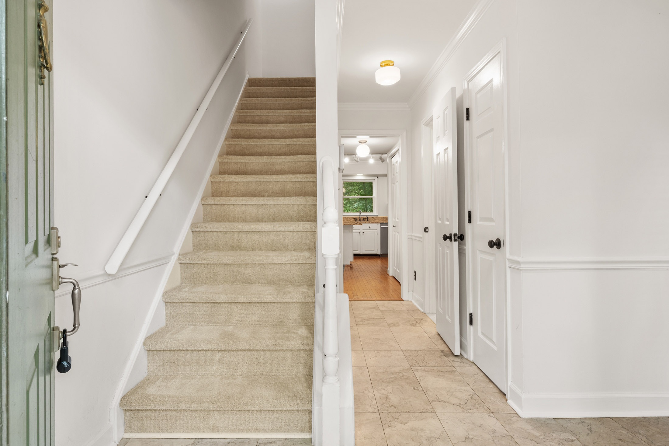  Morningside End-unit Townhome Combines Location, Privacy and Value - 物件實景