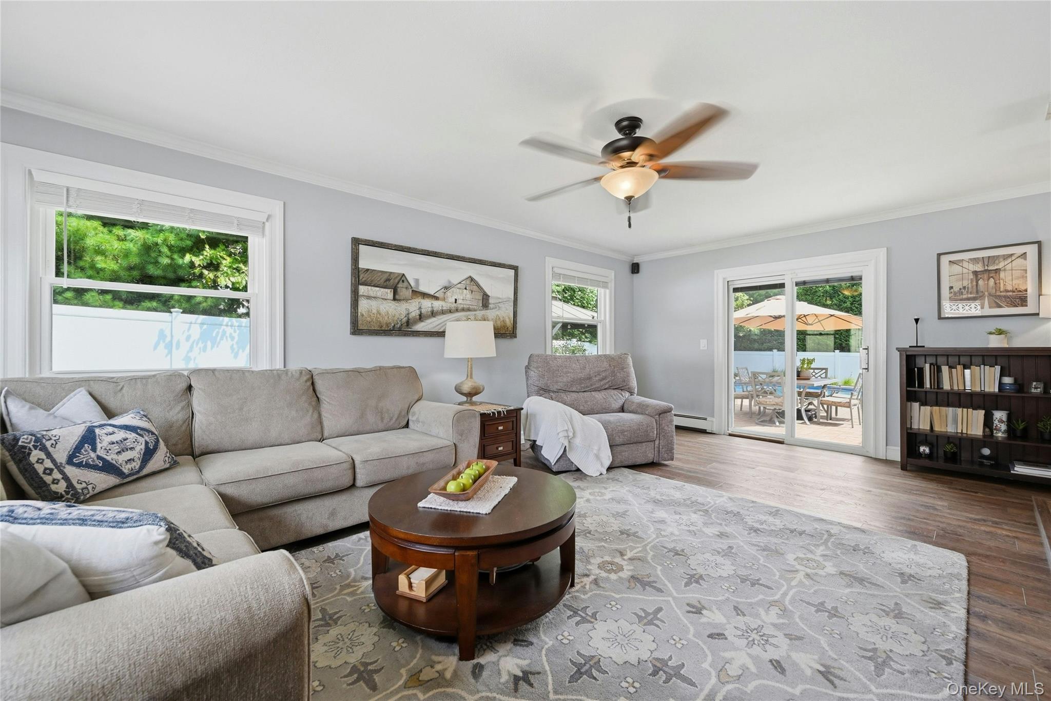  139 N Summit Avenue, Patchogue, NY, 11772 - 物件實景