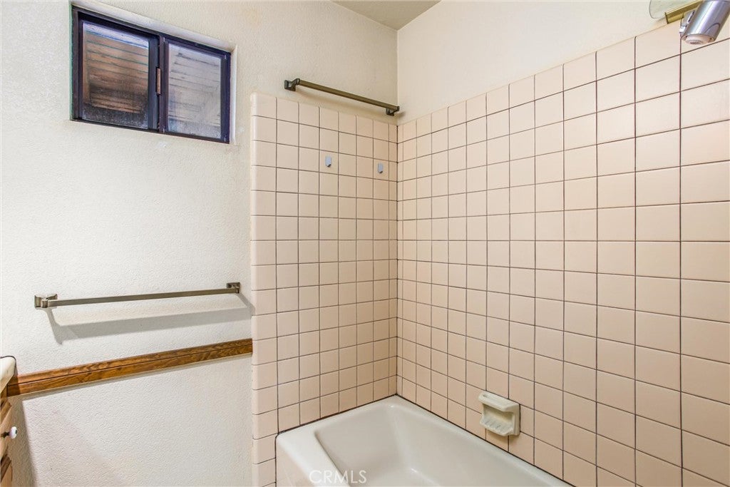 Crestline, California, 92325, United States, 3 Bedrooms Bedrooms, ,4 BathroomsBathrooms,Residential,For Sale,1836283