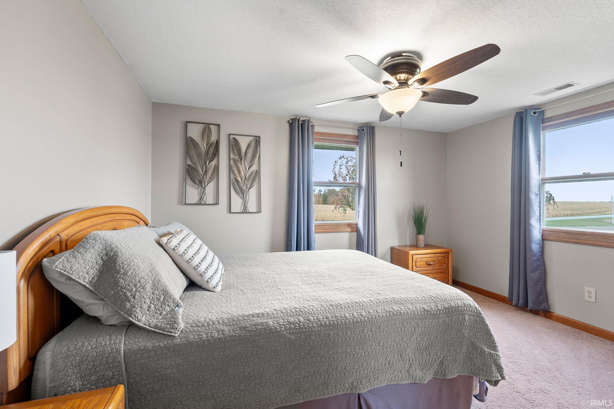 Angola, Indiana, 46703, United States, 3 Bedrooms Bedrooms, ,2 BathroomsBathrooms,Residential,For Sale,1992586