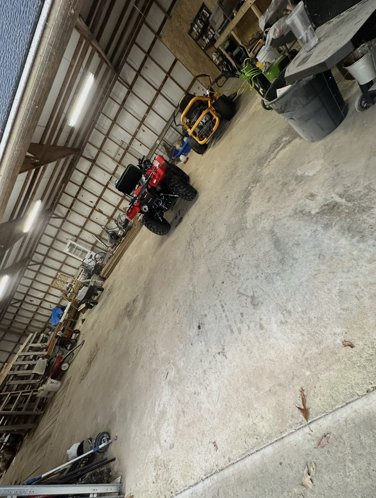 Clarksville, Tennessee, 37040, United States, 4 Bedrooms Bedrooms, ,3 BathroomsBathrooms,Residential,For Sale,1988852