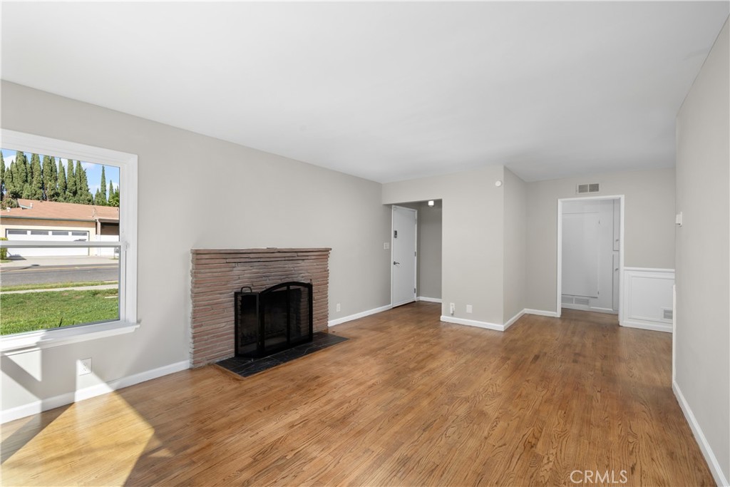 Temple City, California, 91780, United States, 2 Bedrooms Bedrooms, ,1 BathroomBathrooms,Residential,For Sale,1986228