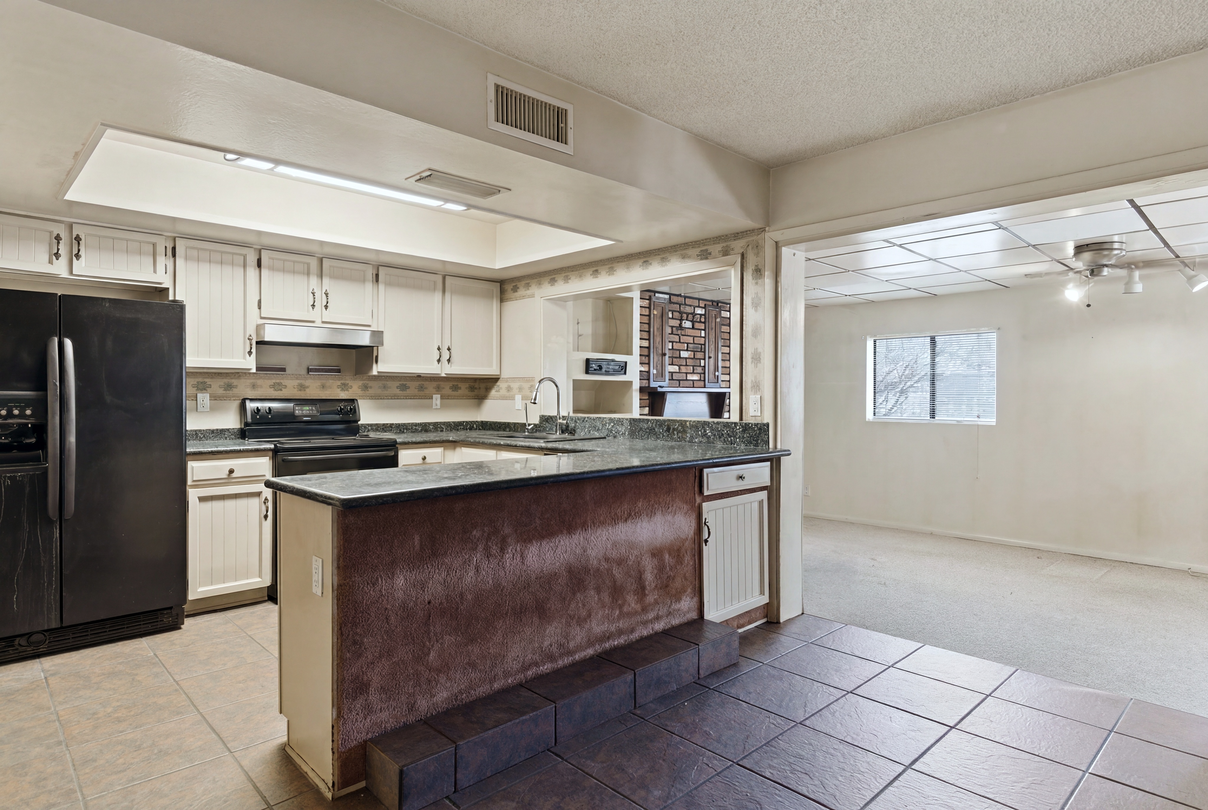  1434 West Kerry Lane  Phoenix, AZ - 物件實景