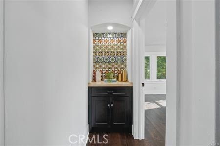 Los Angeles, California, 90018, United States, 5 Bedrooms Bedrooms, ,5 BathroomsBathrooms,Residential,For Sale,1842943