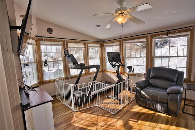 Manchester, New Hampshire, 03109, United States, 3 Bedrooms Bedrooms, ,2 BathroomsBathrooms,Residential,For Sale,2015323