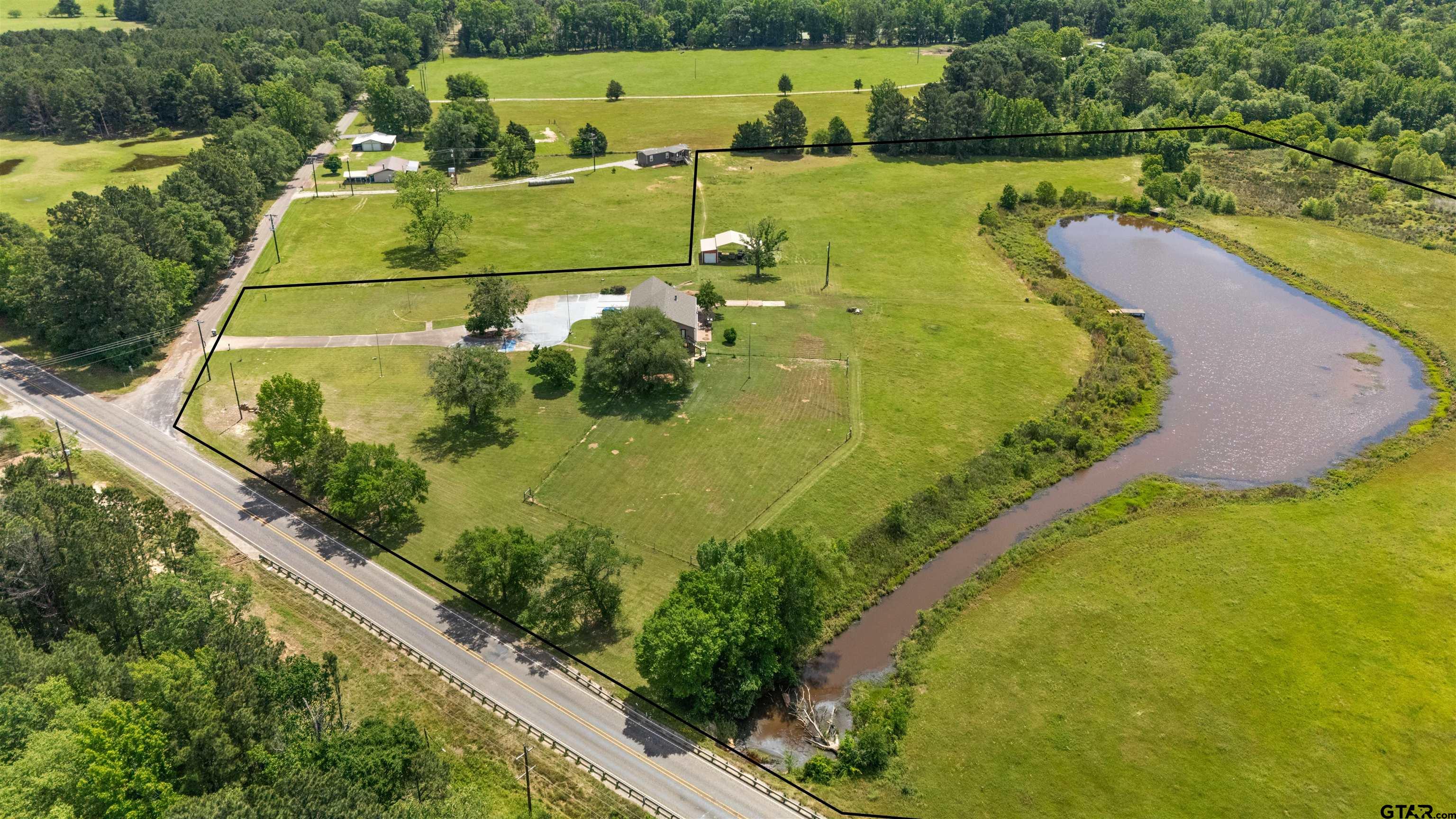 Jacksonville, Texas, 75766, United States, 6 Bedrooms Bedrooms, ,4 BathroomsBathrooms,Residential,For Sale,1971540