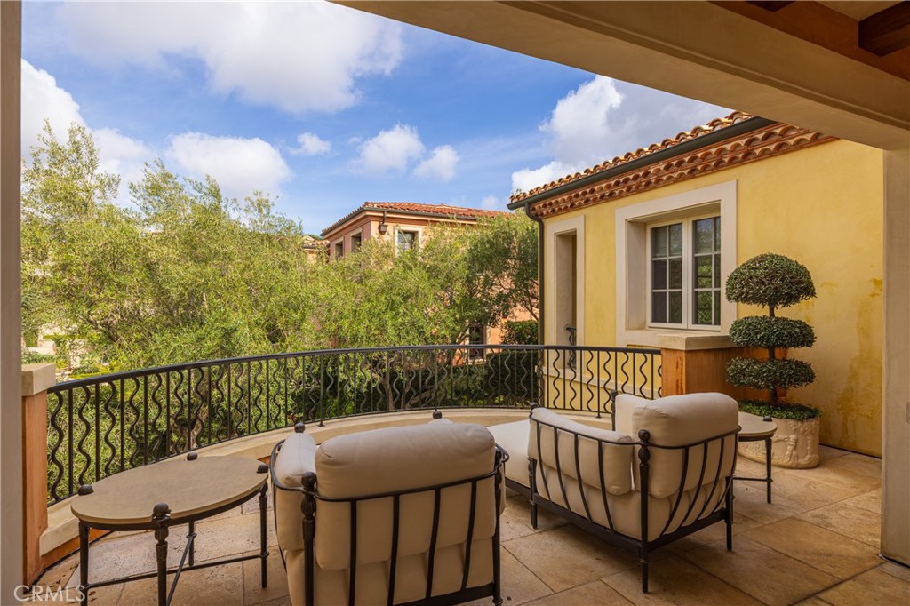 Newport Coast, California, 92657, United States, 4 Bedrooms Bedrooms, ,6 BathroomsBathrooms,Residential,For Sale,1896952