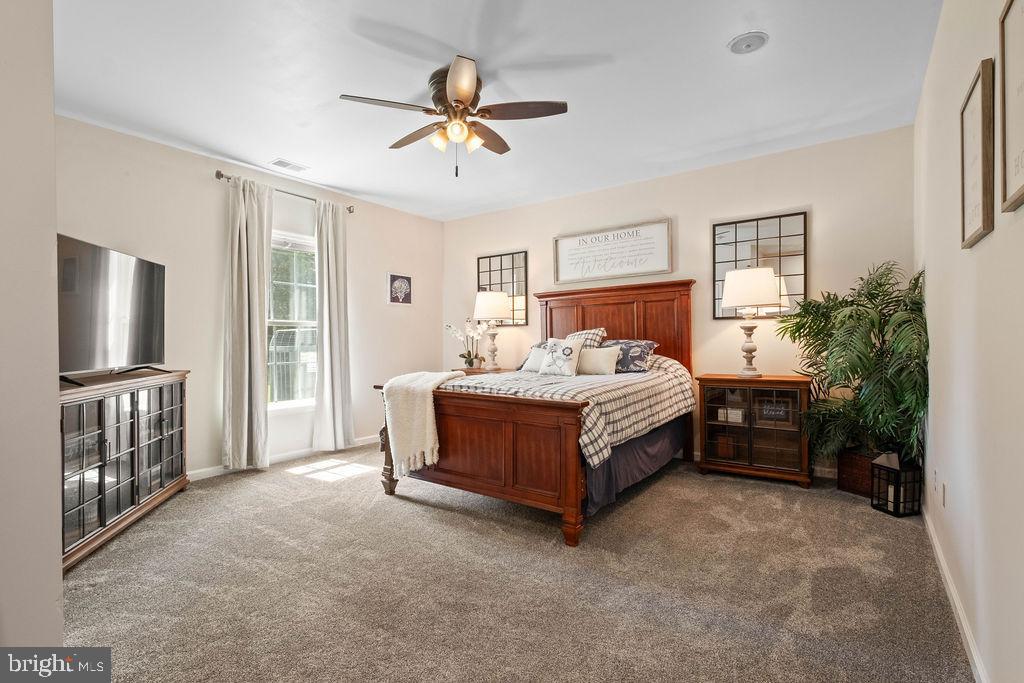 Spotsylvania, Virginia, 22551, United States, 4 Bedrooms Bedrooms, ,5 BathroomsBathrooms,Residential,For Sale,1910445