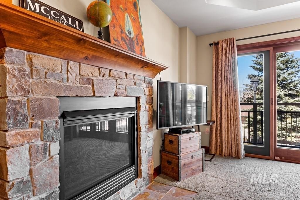 McCall, Idaho, 83638, United States, 2 Bedrooms Bedrooms, ,2 BathroomsBathrooms,Residential,For Sale,1979037