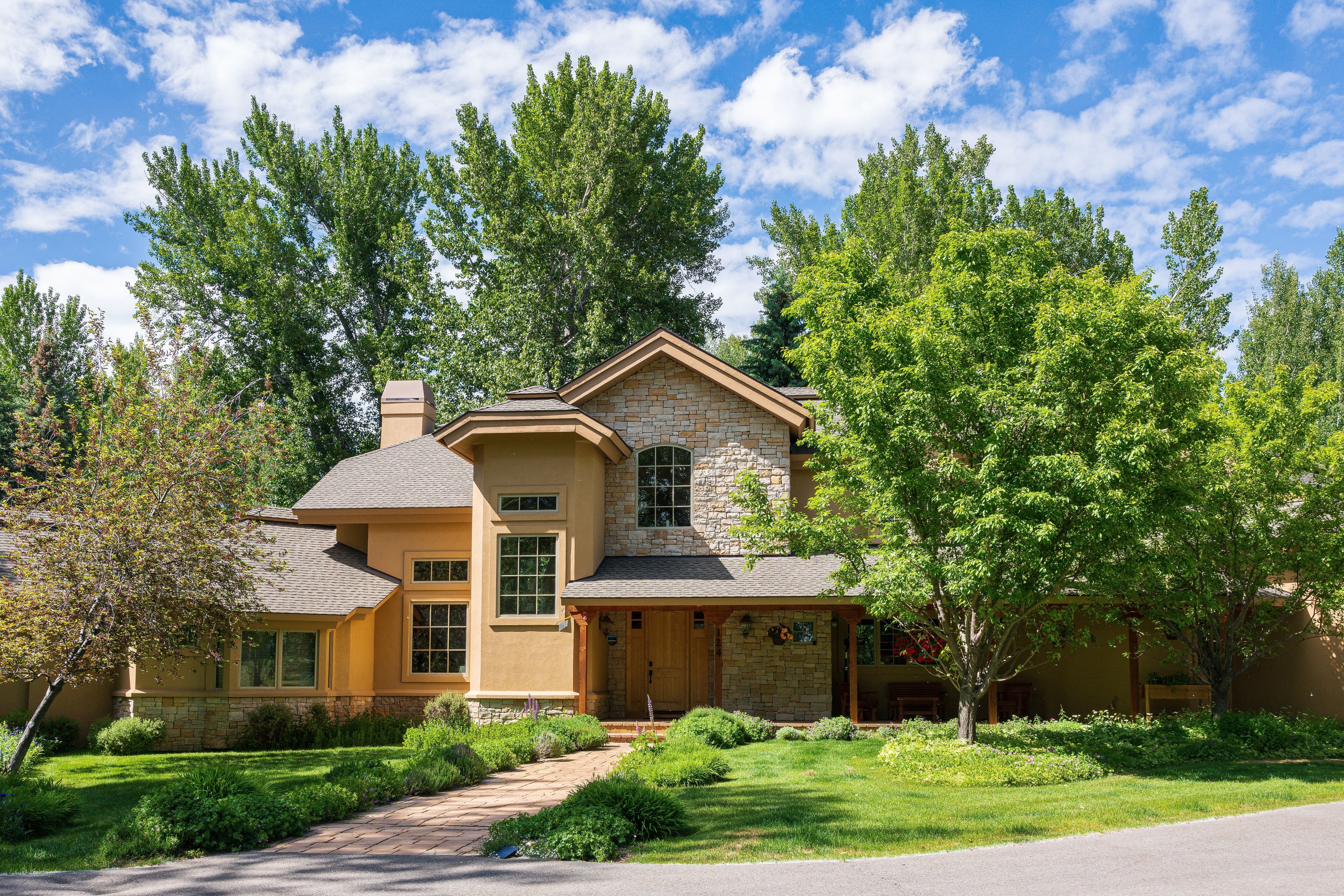 Beautiful Spacious Home, Privacy On 1.29 Acres - 物件實景