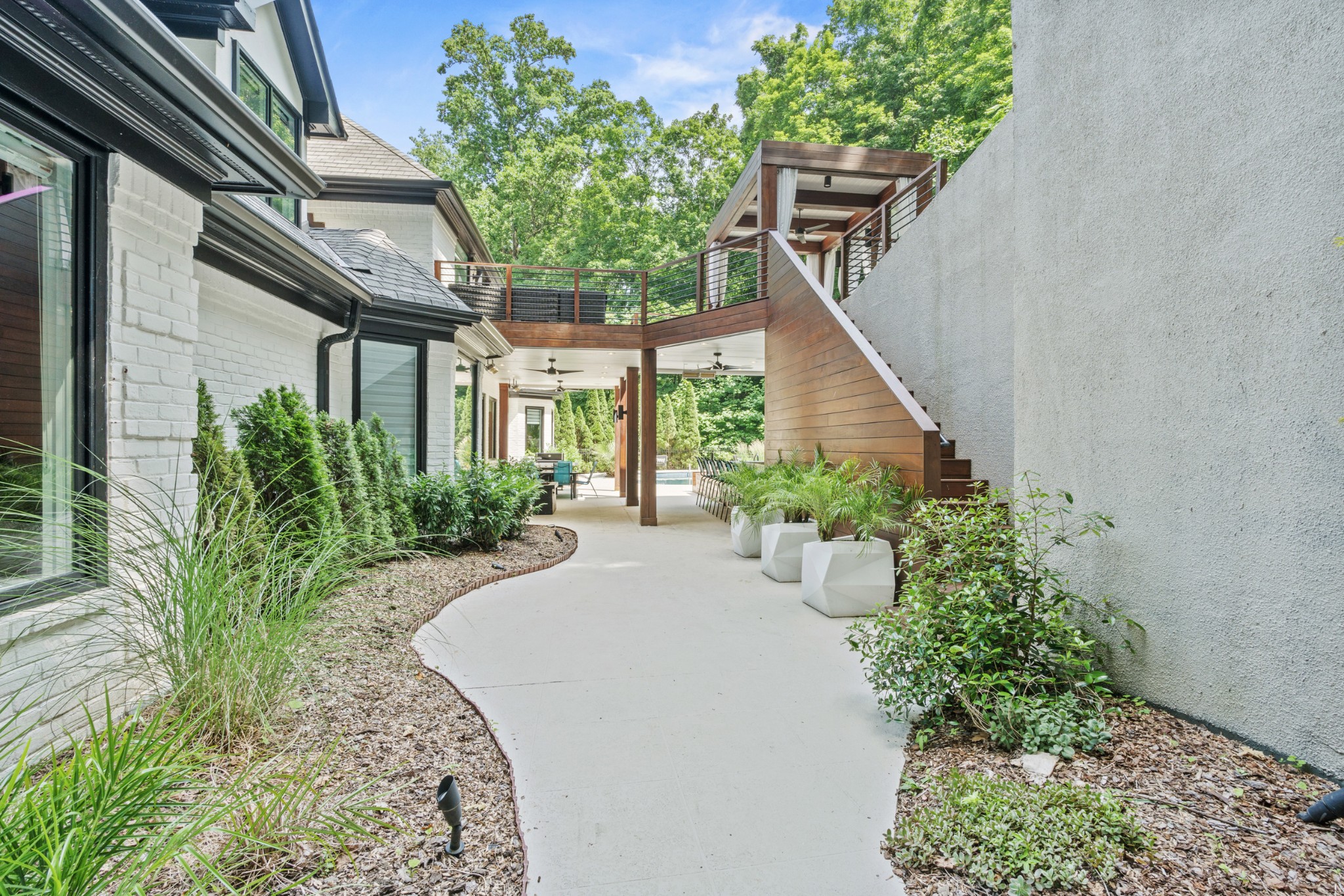 Nashville, Tennessee, 37215, United States, 5 Bedrooms Bedrooms, ,11 BathroomsBathrooms,Residential,For Sale,1885456