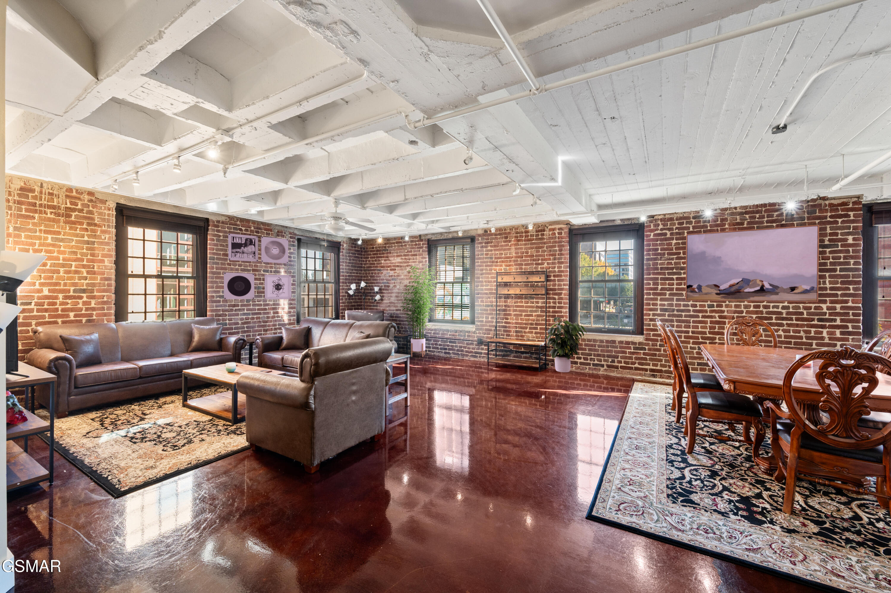 Knoxville, Tennessee, 37902, United States, 3 Bedrooms Bedrooms, ,3 BathroomsBathrooms,Residential,For Sale,2000047