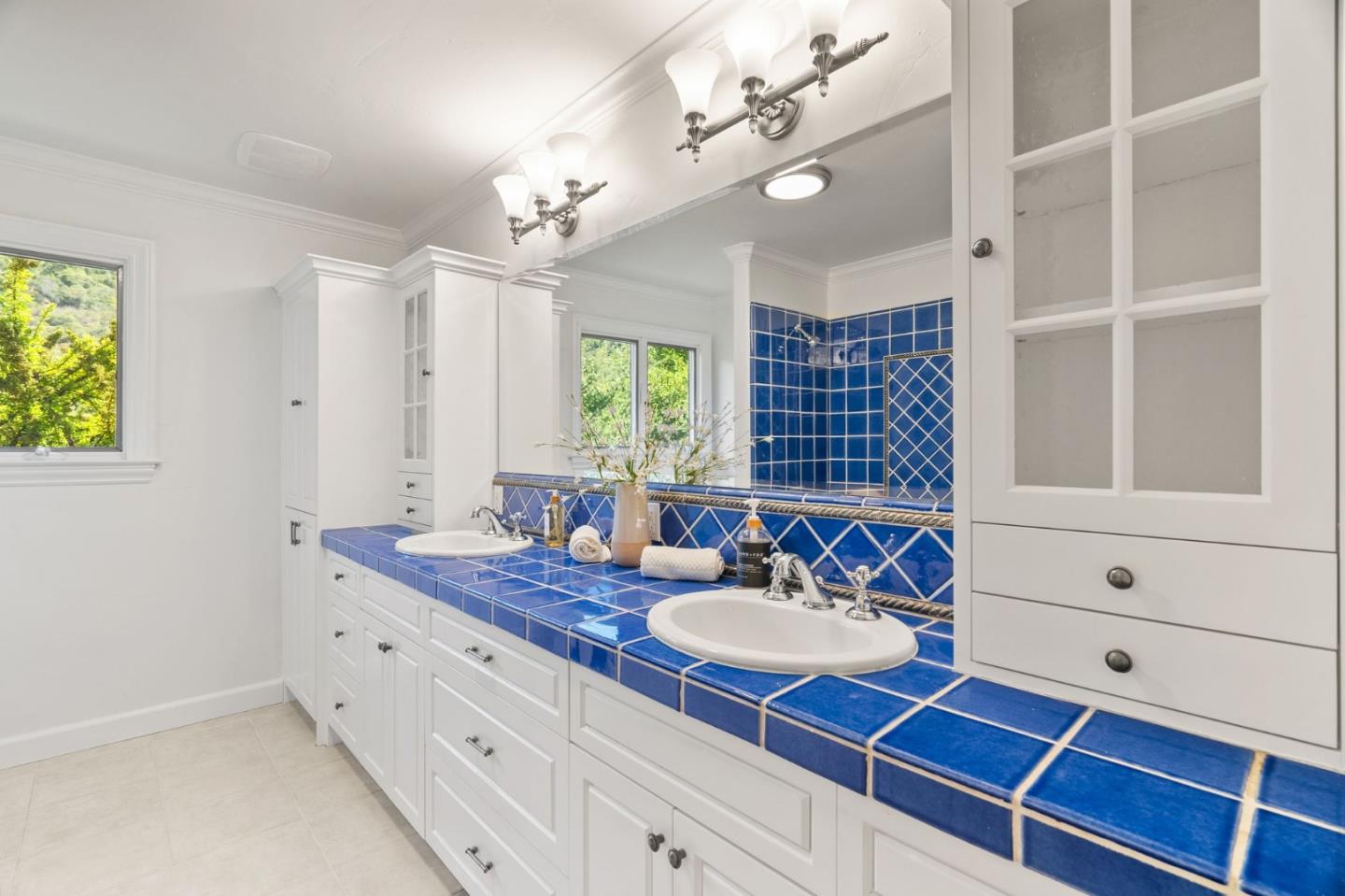 Los Gatos, California, 95032, United States, 4 Bedrooms Bedrooms, ,4 BathroomsBathrooms,Residential,For Sale,1918329
