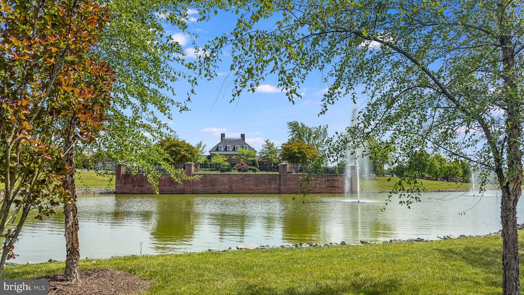 Woodbridge, Virginia, 22191, United States, 3 Bedrooms Bedrooms, ,3 BathroomsBathrooms,Residential,For Sale,2049196