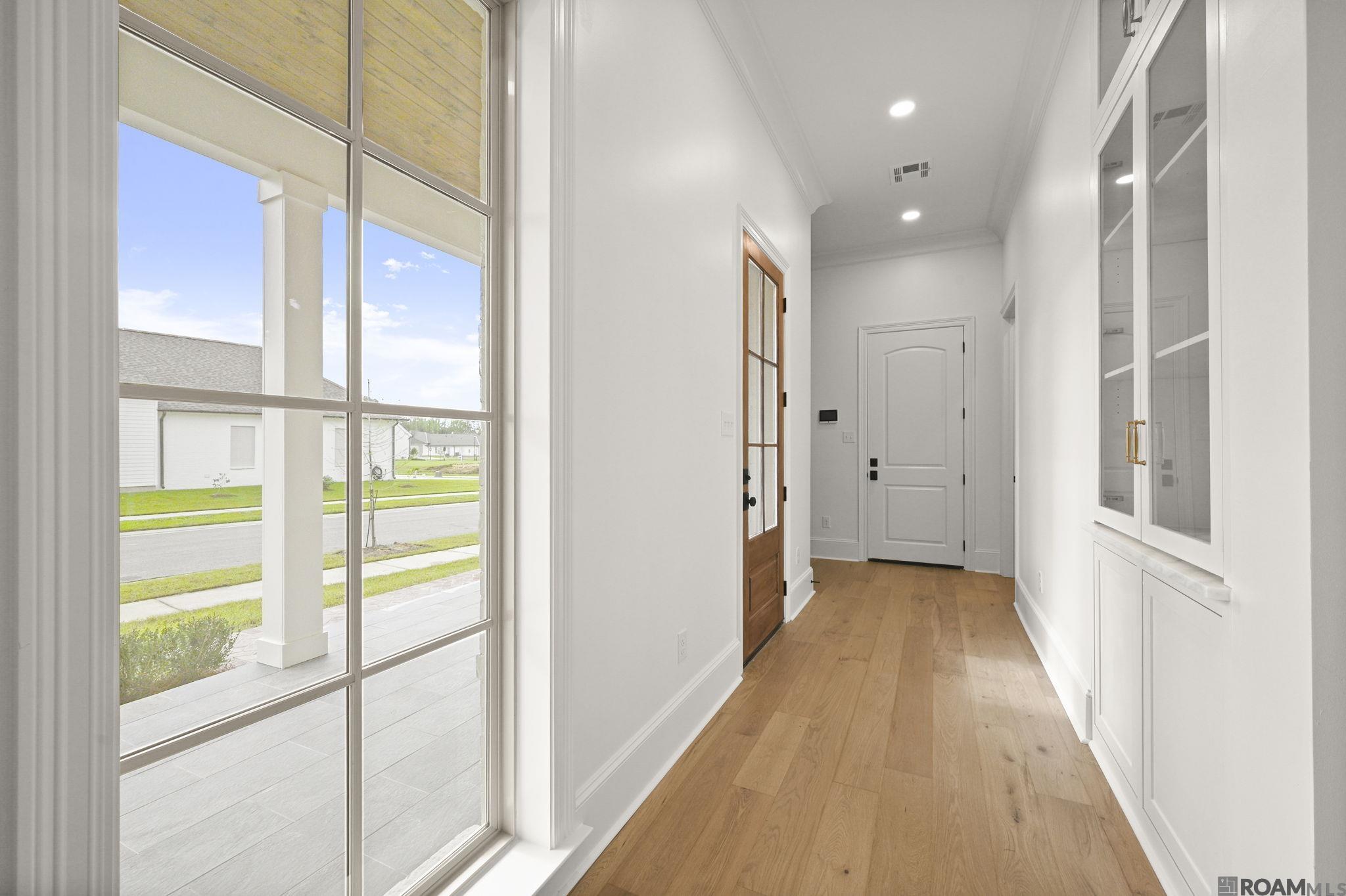 Baton Rouge, Louisiana, 70817, United States, 4 Bedrooms Bedrooms, ,3 BathroomsBathrooms,Residential,For Sale,2032762