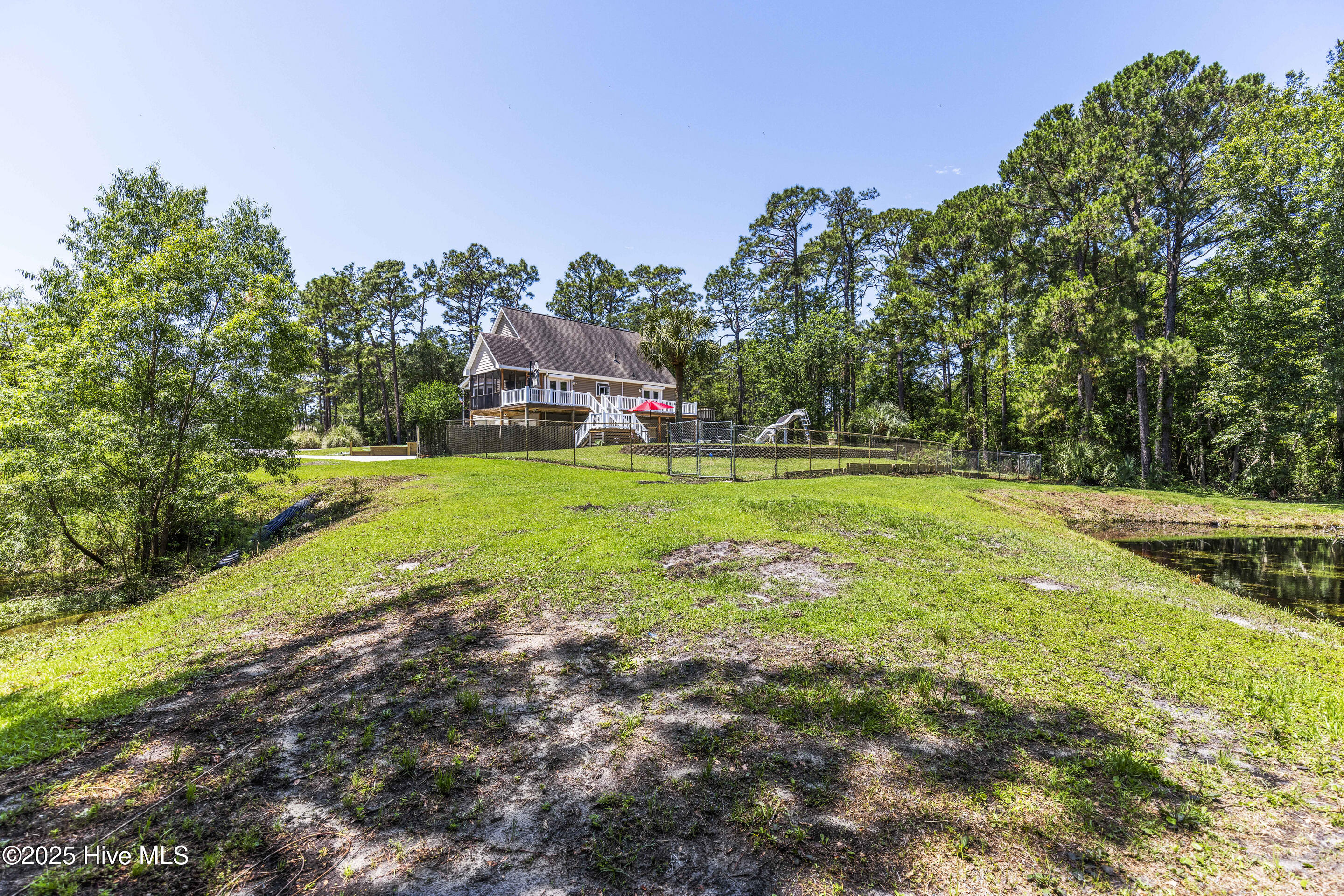 Southport, North Carolina, 28461, United States, 3 Bedrooms Bedrooms, ,4 BathroomsBathrooms,Residential,For Sale,1895633