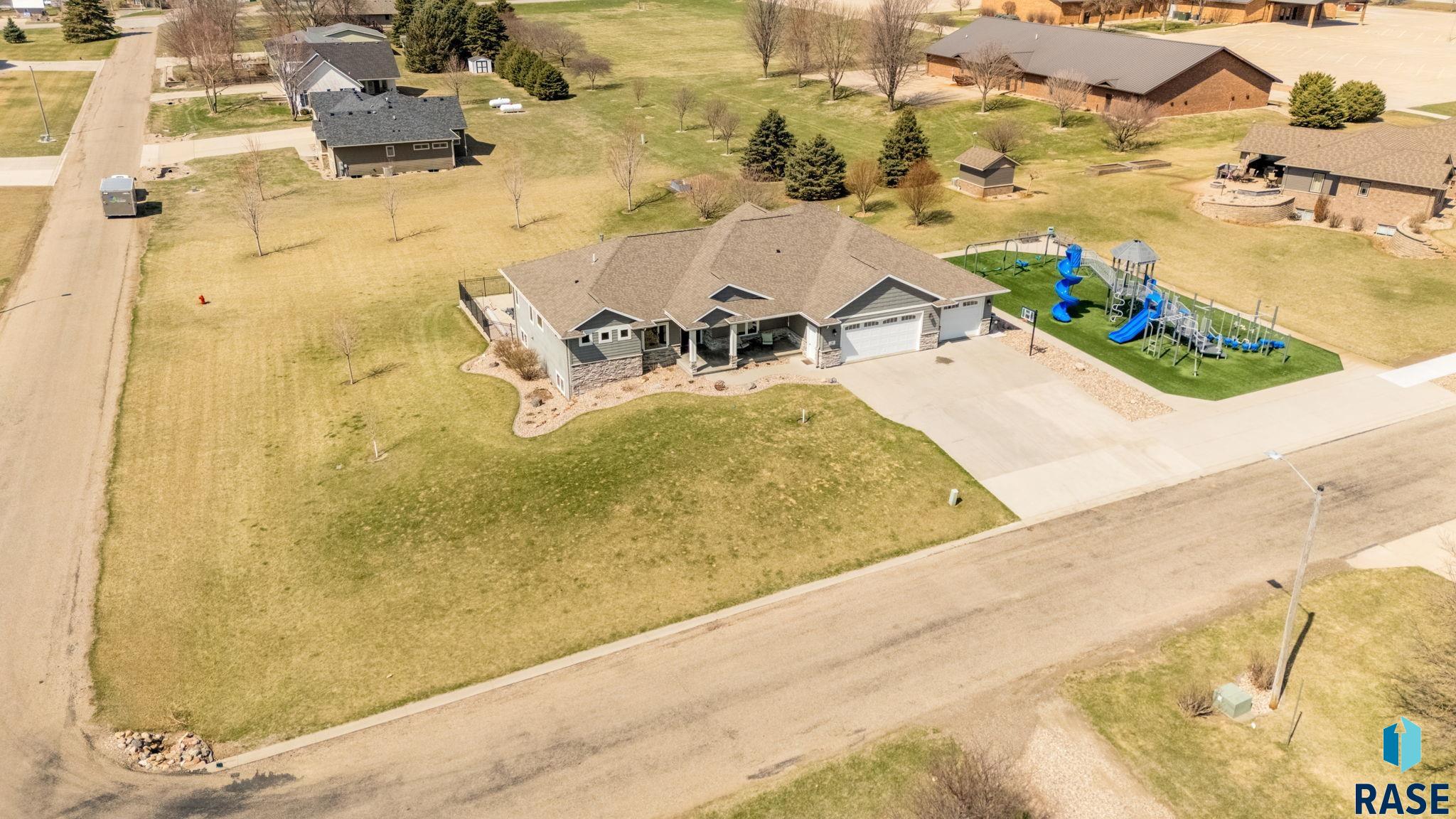 Lester, Iowa, 51242, United States, 4 Bedrooms Bedrooms, ,5 BathroomsBathrooms,Residential,For Sale,1926718