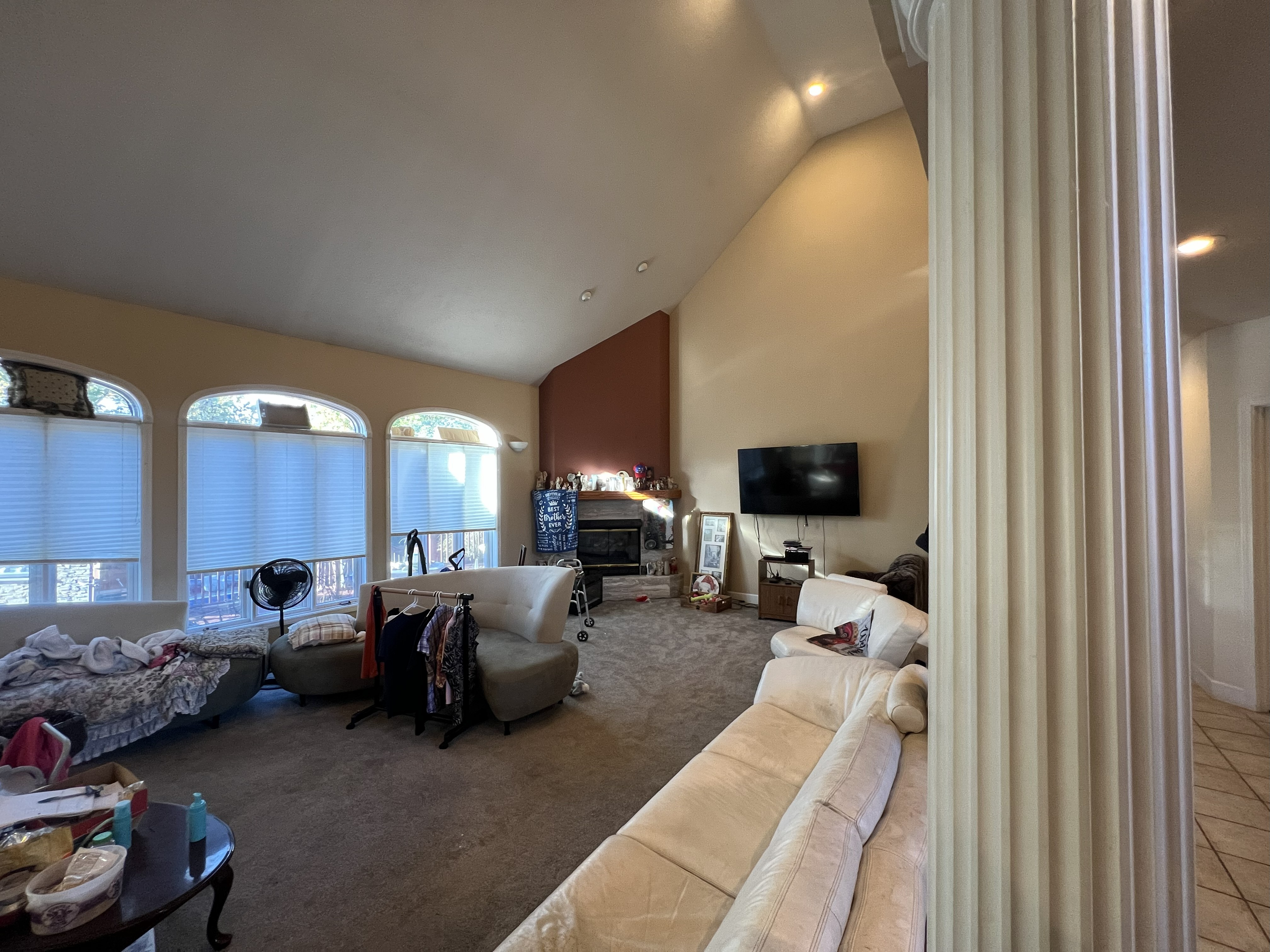 Terre Haute, Indiana, 47802, United States, 3 Bedrooms Bedrooms, ,4 BathroomsBathrooms,Residential,For Sale,1976424