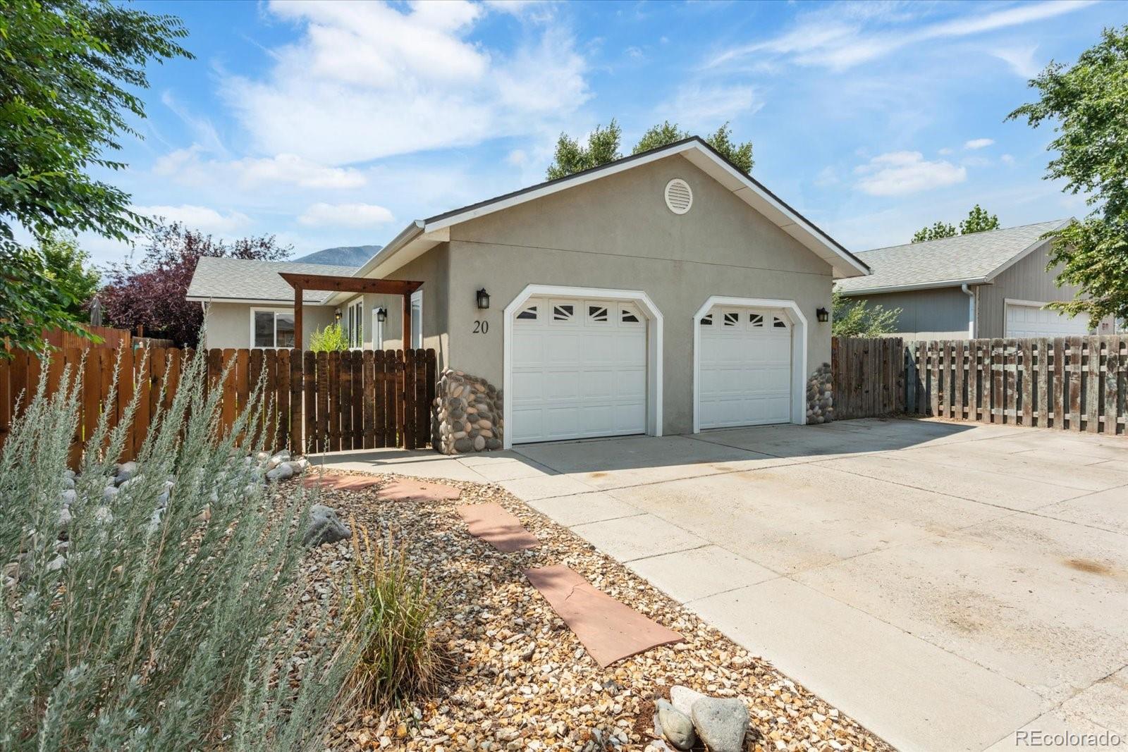 Salida, Colorado, 81201, United States, 3 Bedrooms Bedrooms, ,1 BathroomBathrooms,Residential,For Sale,1920460