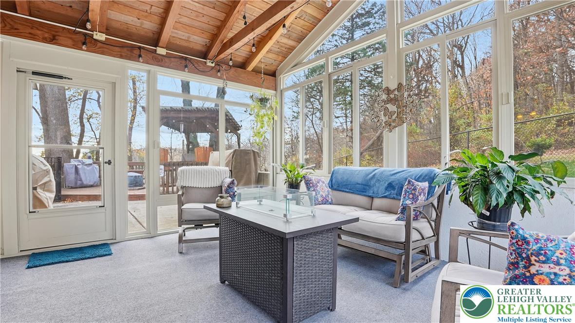 Allentown City, Pennsylvania, 18103, United States, 3 Bedrooms Bedrooms, ,2 BathroomsBathrooms,Residential,For Sale,1993437