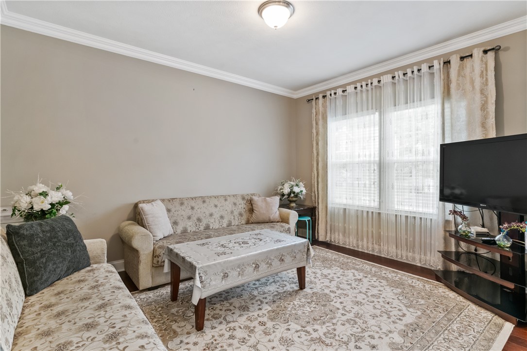 Collier Twp, Pennsylvania, 15106, United States, 5 Bedrooms Bedrooms, ,6 BathroomsBathrooms,Residential,For Sale,2002908