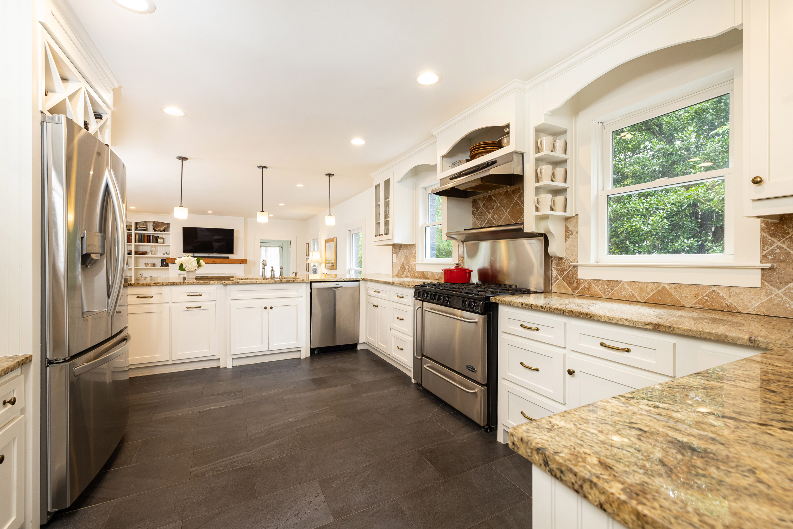  Timeless Peachtree Heights East Home - 物件實景