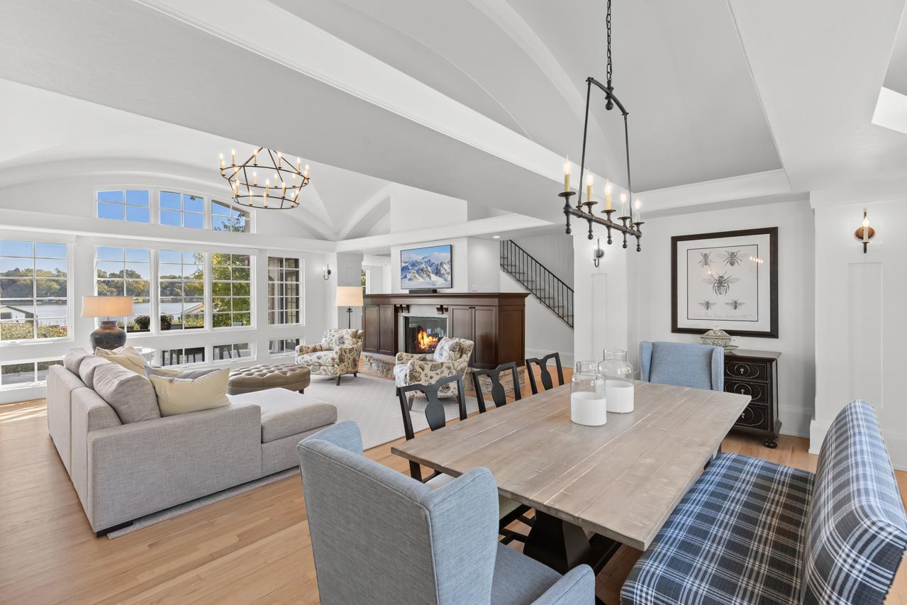 Orono, Minnesota, 55364, United States, 4 Bedrooms Bedrooms, ,4 BathroomsBathrooms,Residential,For Sale,1988176